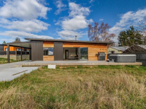 The Heartwood Lodge - Ohakune Holiday Home